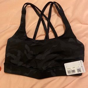 NWT Lululemon Energy Bra size 4